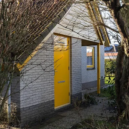 Tulip Holiday home De Zandloper